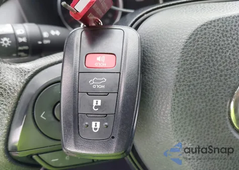 2020 Toyota Rav4 Xle z USA, uszkodzony, nr VIN 2T3W1RFV3LW091389